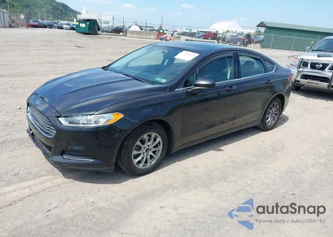 2015 Ford Fusion S z USA, uszkodzony, nr VIN 3FA6P0G72FR177740